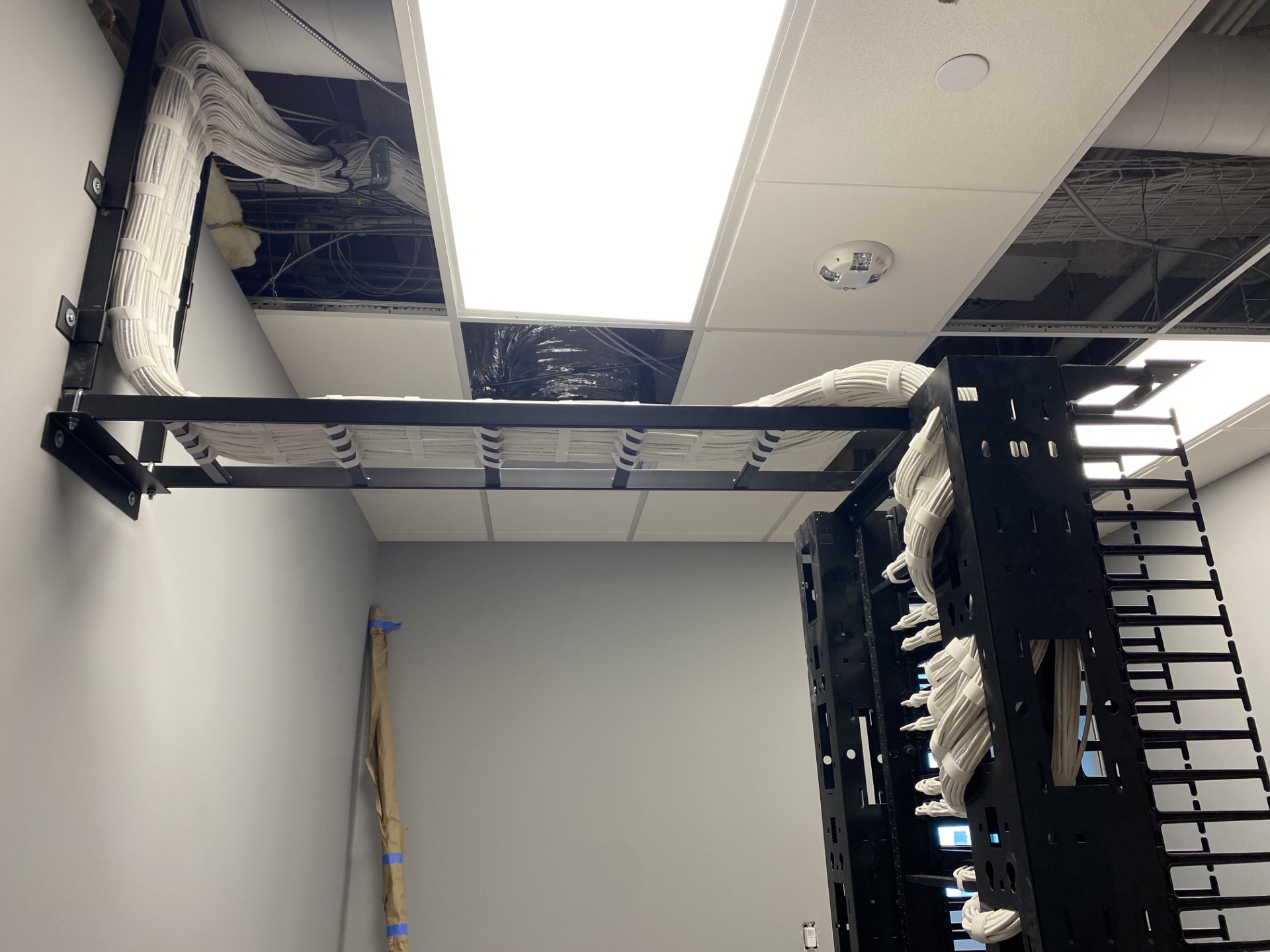 2 Post Rack